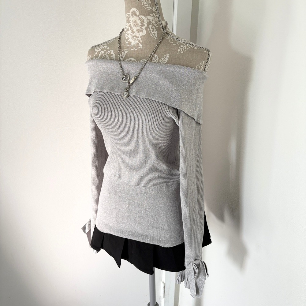 7th Avenue New York & Company Silver Metallic Off Shoulder Ribbed Sweater Medium - Picture 5 of 9